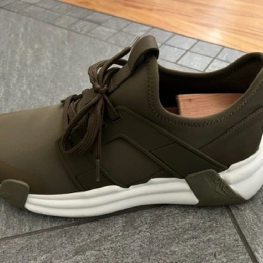 Moncler Men's Lunarove Low Top Sneakers Olive 9 / 42 - Picture 3 of 9